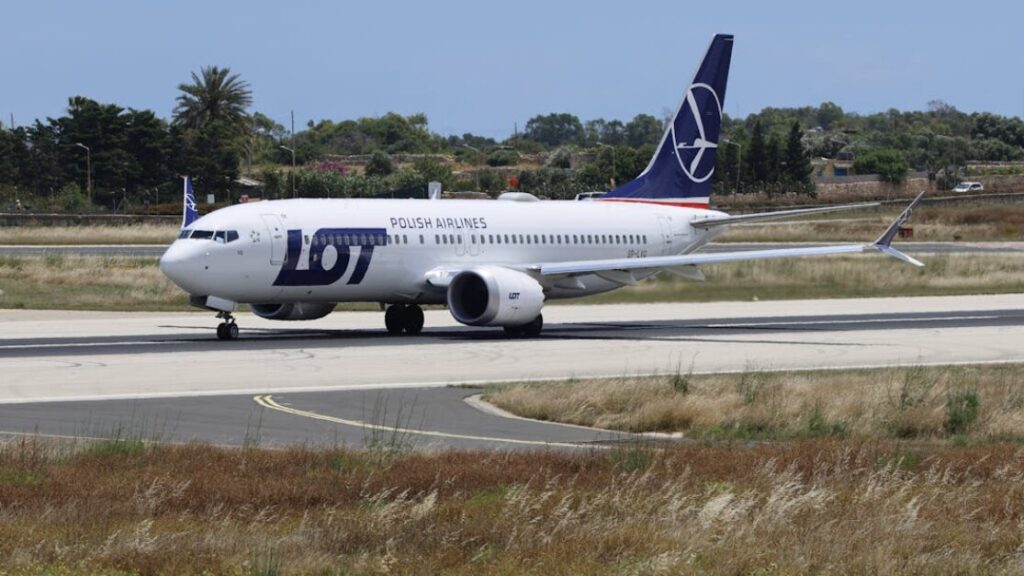 Pobierz darmowy wzór wniosku o odszkodowanie za opóźniony lot w PDF