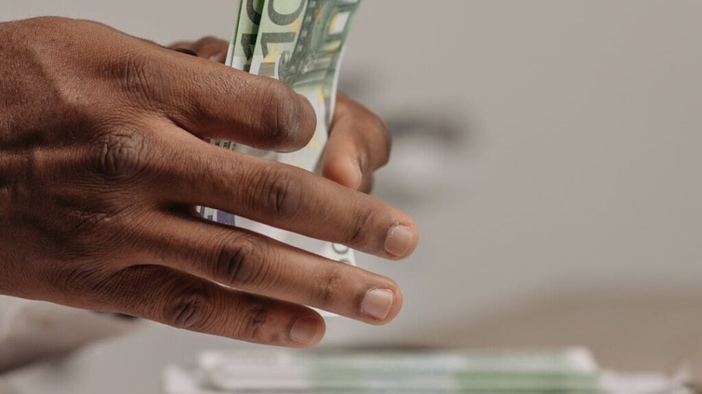 Pobierz darmowy wniosek o podwyżkę wynagrodzenia wzór w PDF